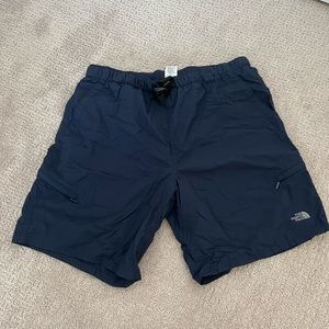 The North Face men's swim trunks sz L